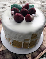 Vanilla Cake with Strawberries